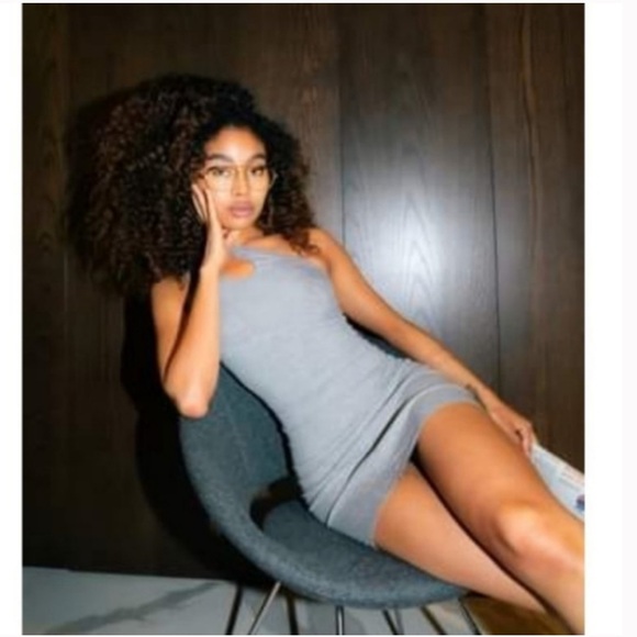 SKIMS Soft Lounge Ribbed Cut-Out One-Shoulder Dress - black - Picture 11 of 11